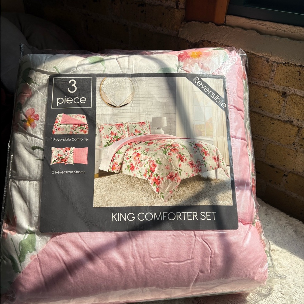 Reversible Pink Floral King Comforter Set